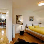 Apartment Palatinazeit- Boutique-apartments Hamburg&berlin - Stilvoll Wohnen Mit Bis Zu Sieben Personen