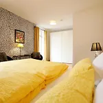 Palatinazeit- Boutique-apartments Hamburg&berlin - Stilvoll Wohnen Mit Bis Zu Sieben Personen Apartment