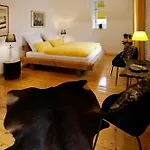 Palatinazeit- Boutique-apartments Hamburg&berlin - Stilvoll Wohnen Mit Bis Zu Sieben Personen Freinsheim