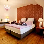Palatinazeit- Boutique-apartments Hamburg&berlin - Stilvoll Wohnen Mit Bis Zu Sieben Personen *