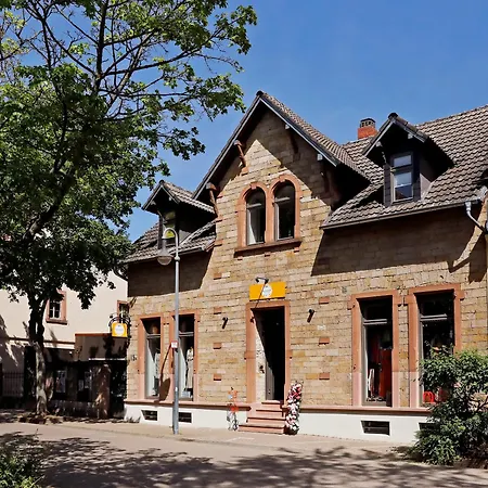 Palatinazeit- Apartments In Freinsheim - Hamburg & Berlin - Stilvoll Wohnen Unter Einem Dach Lägenhet Freinsheim